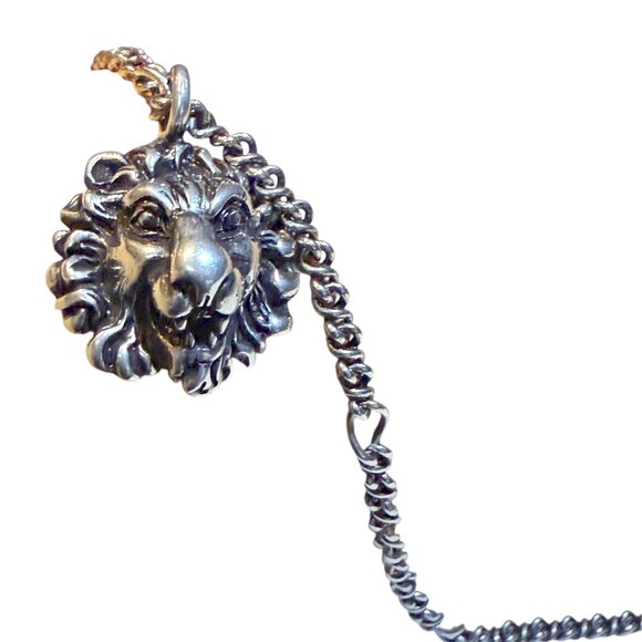 Gucci 410673 Necklace Pendant Lion Head Gold New with box - Picture 7 of 8